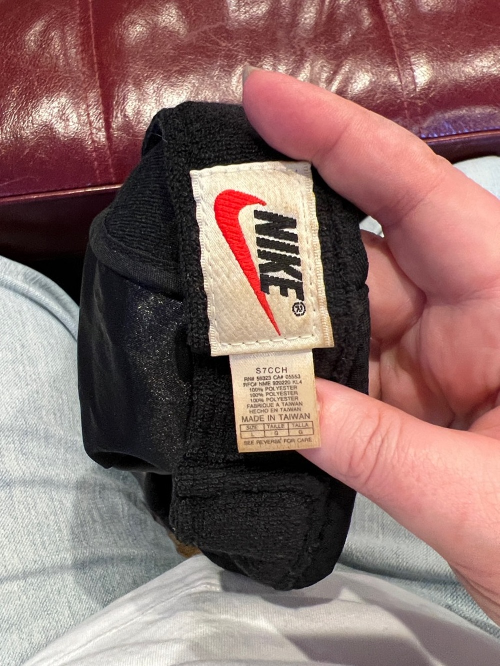 Nike Black Cap with Red Swoosh Patch - Picture 2 of 3